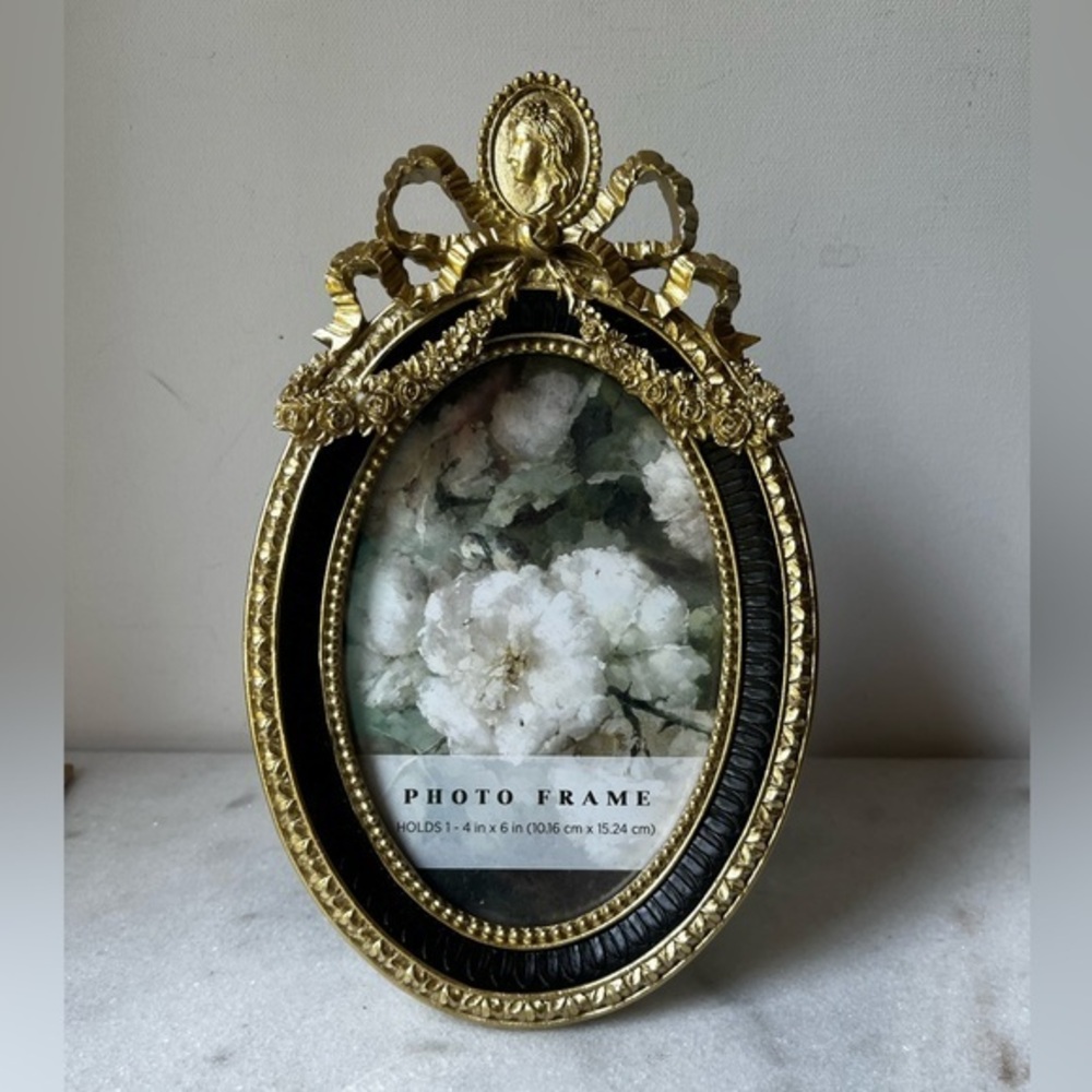 Elegant Gold and Black Photo Frame oval ornate antique style - Picture 2 of 10